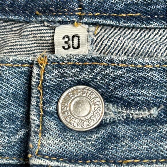 Vintage Levi’s 501 Reconstructed Straight Leg Cropped Jeans 30 - Picture 3 of 12